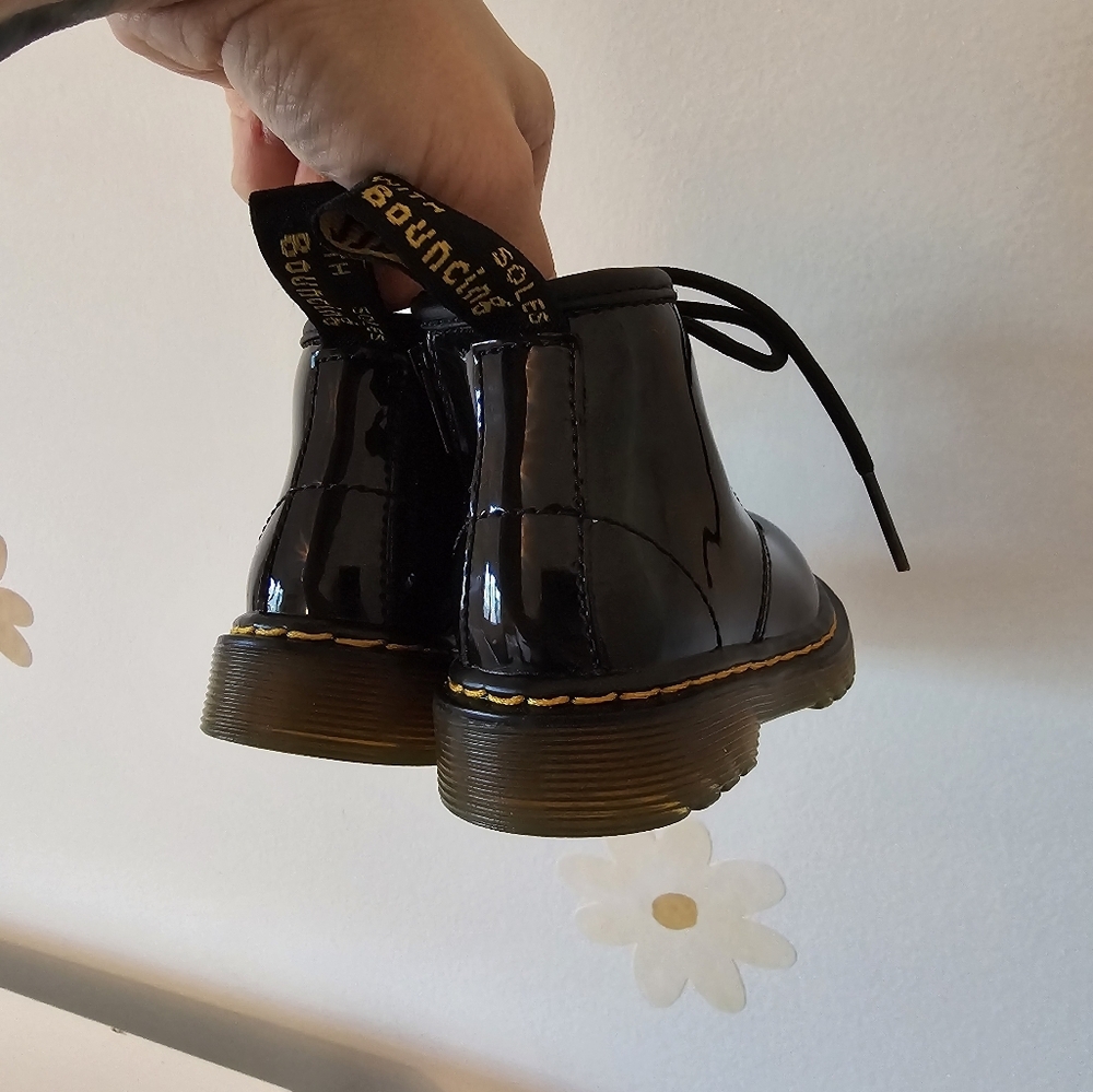 Dr Martens toddler size 4 boots